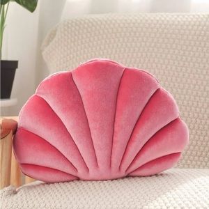 Shell Pattern Decorative Pillow 🏡